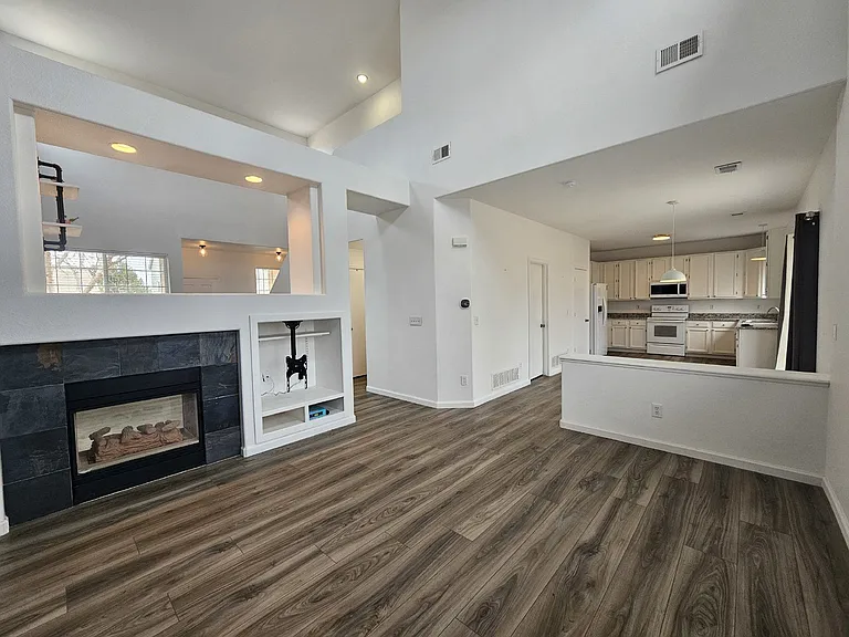 10043 Mackay Dr — Photo 7