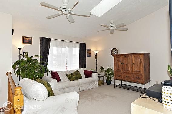 3rd image of 704 Ponderosa Ct