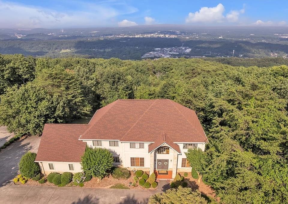 1st image of 815 Battlefield Park Dr