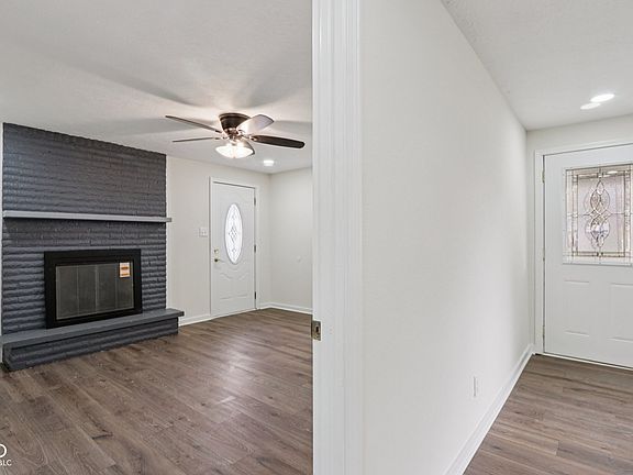 2nd image of 4127 Greenfield Dr