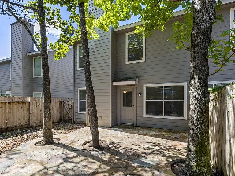 230 Blushwood Pl — Photo 26