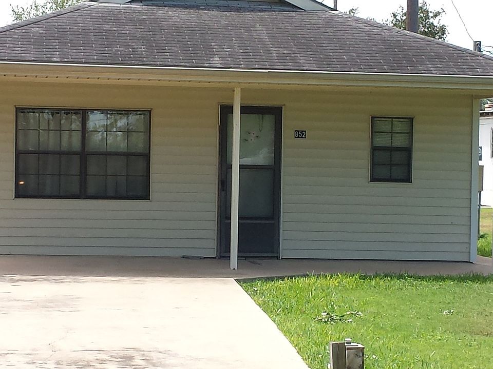 1st image of 852 Kennard St