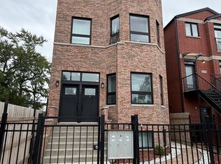 2841 W Arthington St #1, Chicago, IL 60612