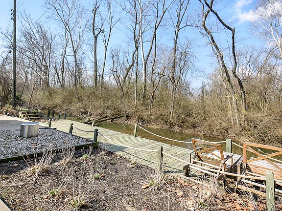 2nd image of 15225 Township Road 403