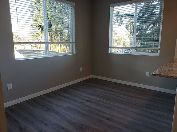5th image of 1244 Cora St SE #301