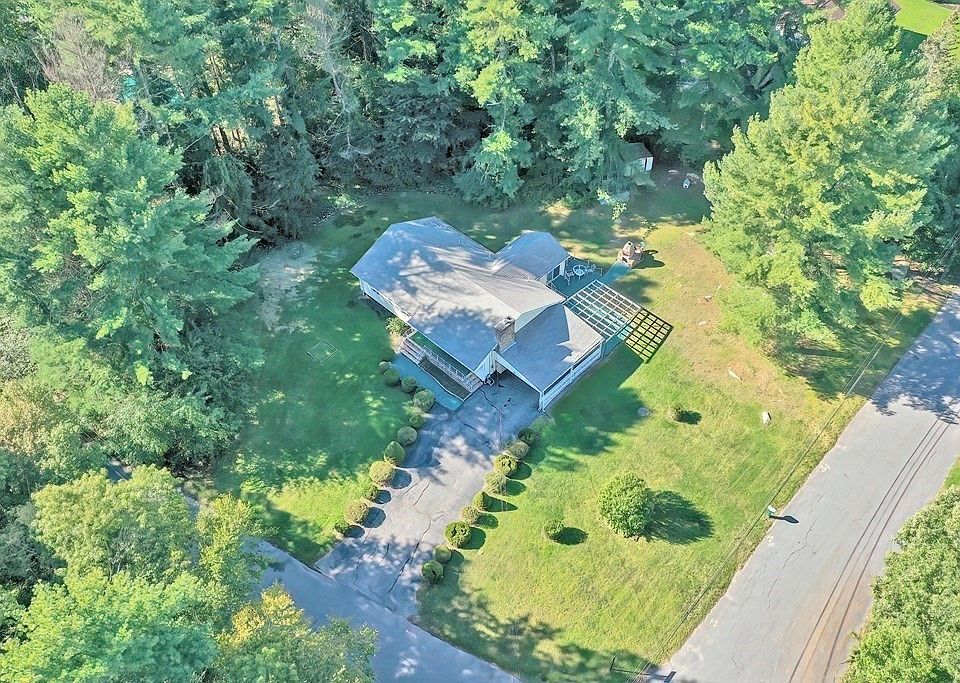 64 Christopher Cir, Westport, MA 02790 Zillow
