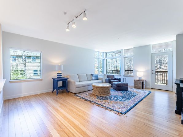 20 Morgan Drive UNIT 38, Lebanon, NH 03766