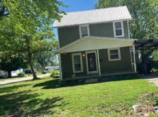 244 W 8th Ave, Garnett, KS 66032