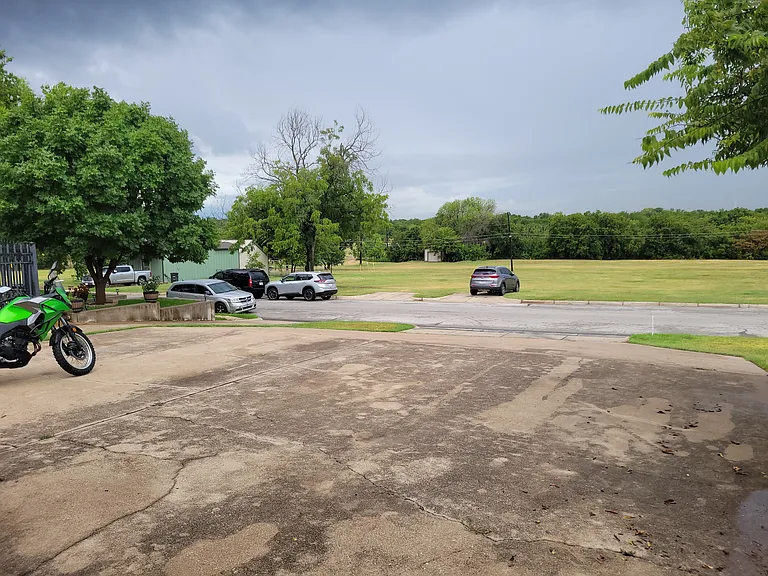 Townsend Dr — Photo 19