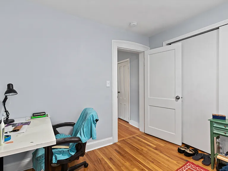 20 Pearl St #2 — Photo 14