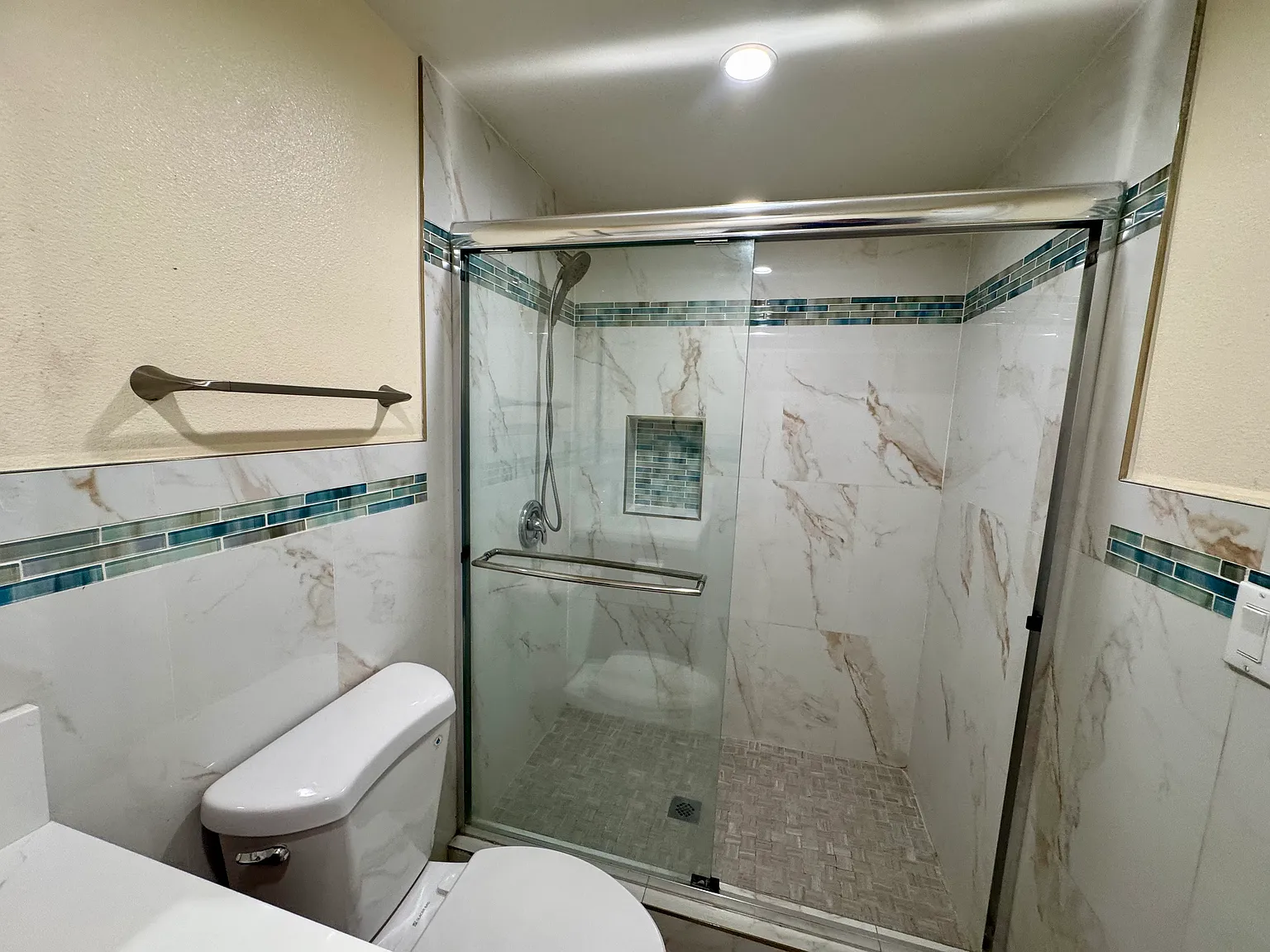 3 bed, 1501 sqft, $3,400 — Photo 4