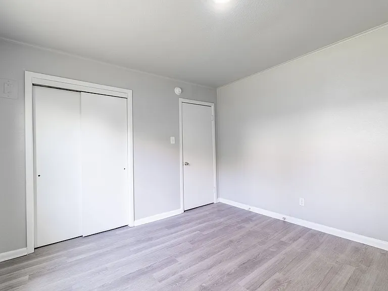3806 Armour Ave — Photo 15