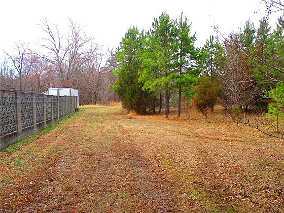 2nd image of 1809 Alamance Church Rd