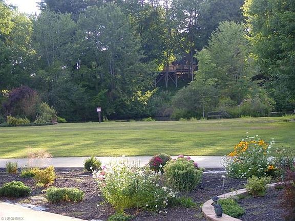 2nd image of 1854 Bridgeview Ln
