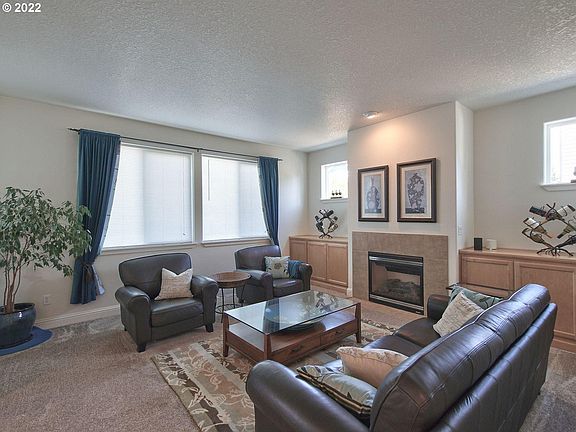 2nd image of 5208 NE 54th Ave