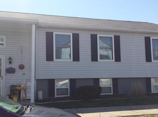 85 E 1st St, Wyoming, PA 18644