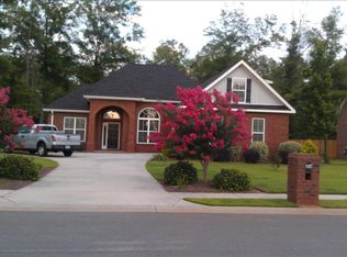 206 Legacy Park Dr, Perry, GA 31069