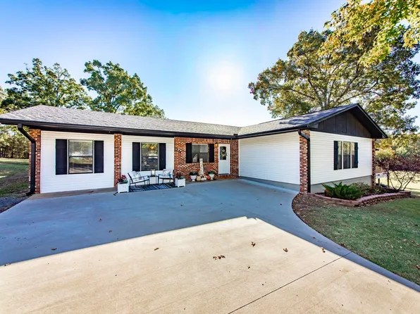 229 Richard St, Clinton, AR 72031