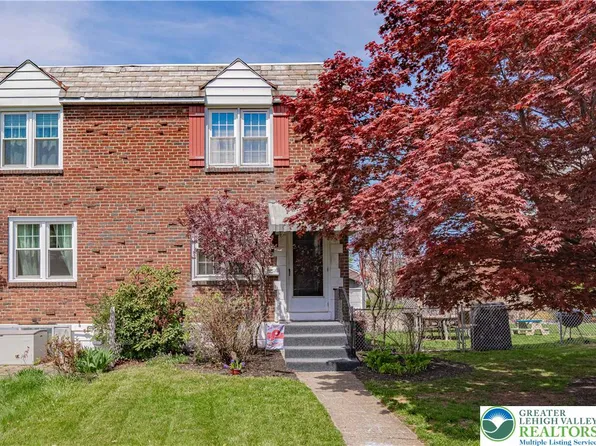 2102 Baker Dr, Allentown, PA 18103