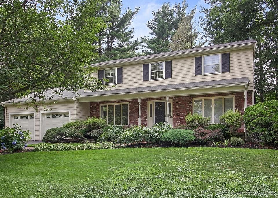 1st image of 27 Hemlock Rd