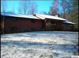 713 Mill Creek Rd, Pigeon Forge, TN 37863