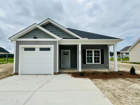 308 E Norwayne Alumni Way, Fremont, NC 27830