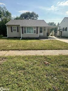 106 N Iowa Ave, Ottumwa, IA, 52501