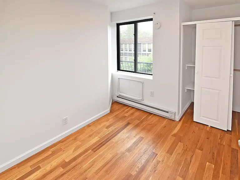 120 Ridge St #4B — Photo 6