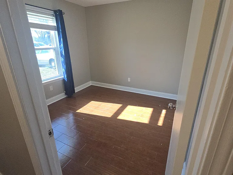 2317 Belin Dr — Photo 5