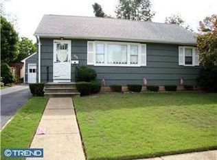 230 Lillian Ave, Hamilton, NJ 08610