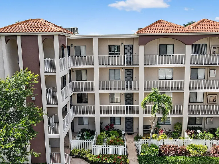 6193 Pointe Regal Cir #402 — Photo 35
