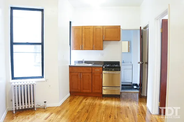 Rented by J Misrahi Realty Corp | media 21