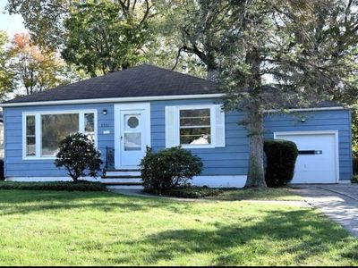 4932 S Sedgewick Rd, Lyndhurst, OH, 44124