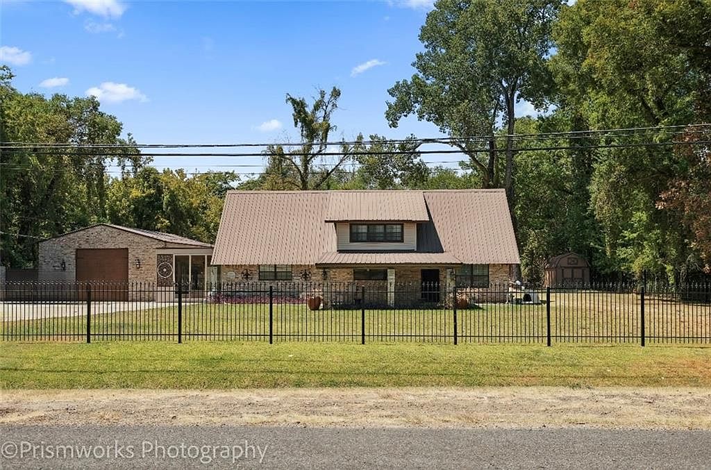 2026 Airbase Rd Alexandria LA 71303 MLS 2411721 Zillow