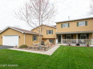 29W012 Wagner Rd, Naperville, IL 60564