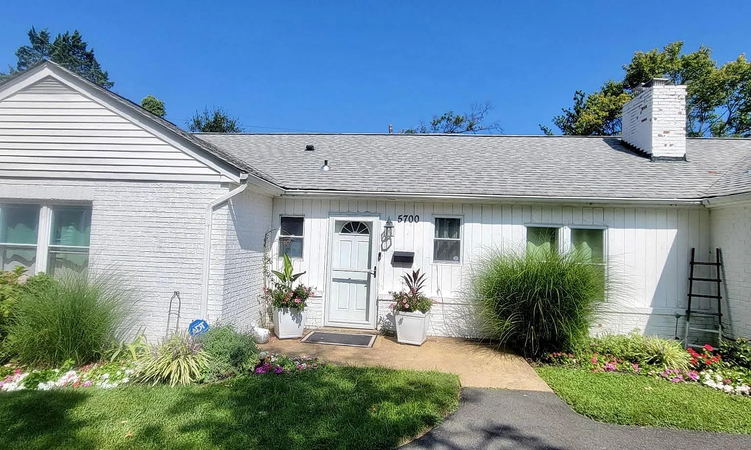 7 bed, 3.5 bath, 3094 sqft, $5,550 — Photo 4