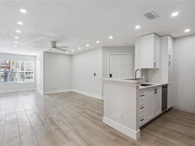 5124 Conroy Rd #24 — Photo 12