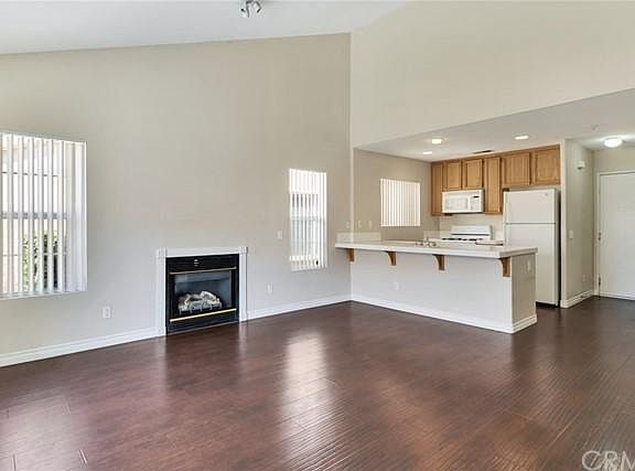 2nd image of 25635 Prospect Ave
