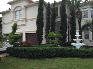 2284 Ridgewood Cir, Royal Palm Beach, FL 33411
