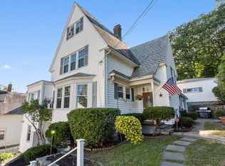 30 Crescent Hts, Fitchburg, MA 01420
