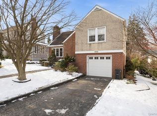 46-26 Concord Avenue, Great Neck, NY 11020