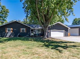 2222 Sands Dr, Decatur, IL 62526