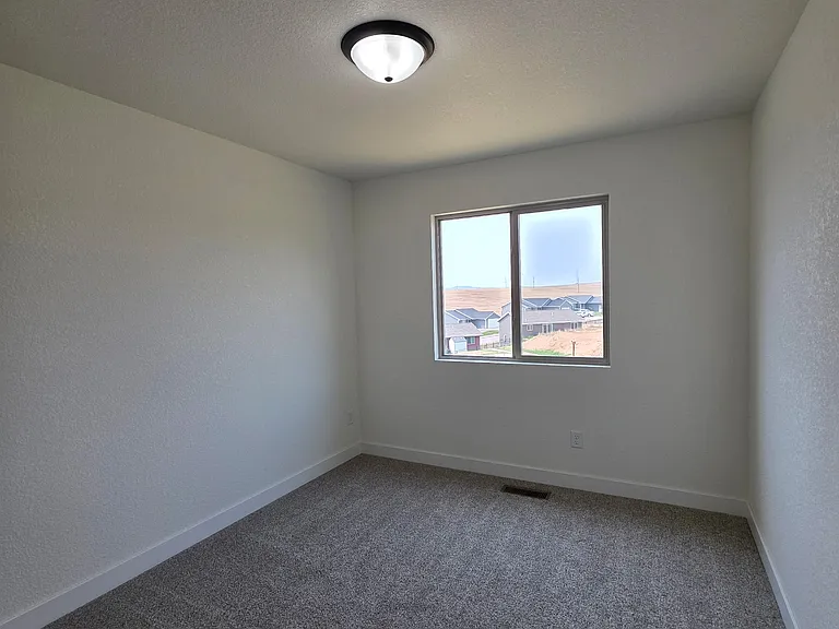 5336 Silverton St — Photo 18