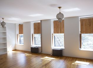 19 Essex St FRNT 1, New York, NY 10002