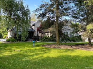4212 E M 36, Pinckney, MI 48169