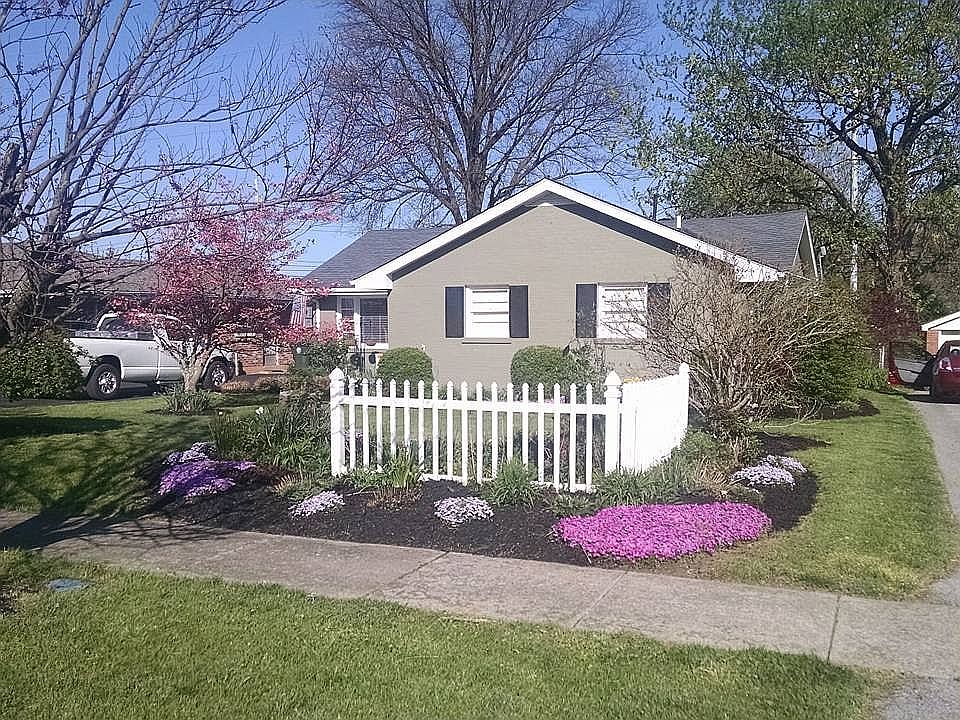 1st image of 2456 Eastway Dr