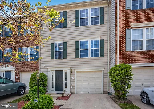 8037 Horseshoe Cottage Cir Photo 1