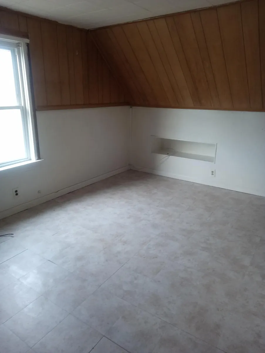 Building Photo - 214 22nd St #3