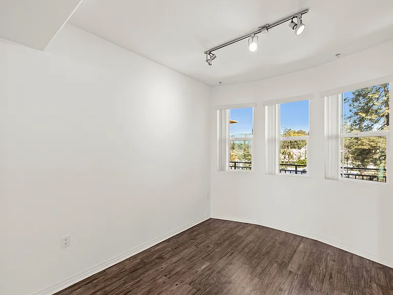 Legacy Apartments — Photo 11