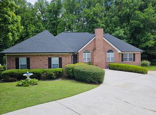 600 Sycamore Glen Ct, Lawrenceville, GA 30044